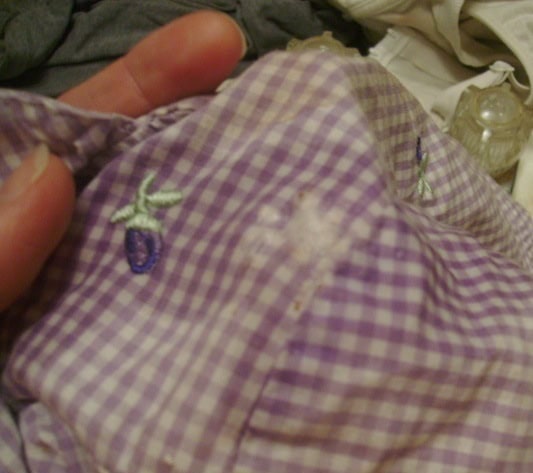 Image shows a shirt with a hydrogen peroxide mixture on it