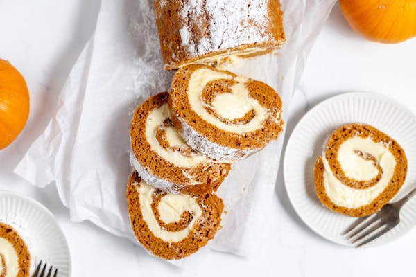 slices of pumpkin roll ready to serve