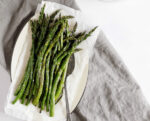 easy, healthy vegetable side dish - roasted asparagus!