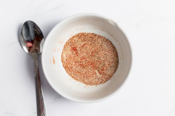 Image, taken from above shows the spices mixed in a small bowl