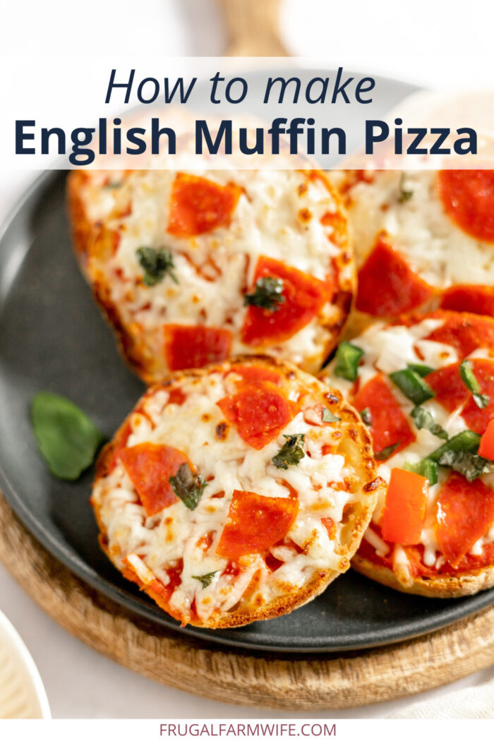 English muffins pizza on a black plate