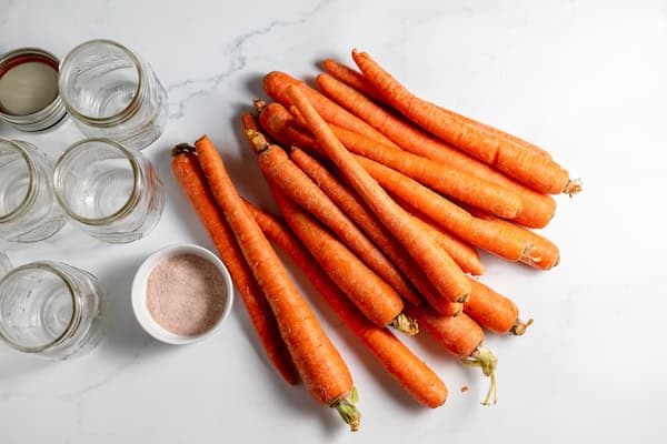 ingredients for canning carrots