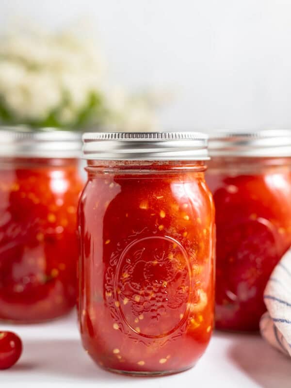 jars of stewed tomatoes