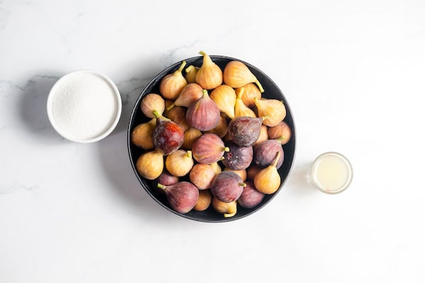ingredients to make fig jam