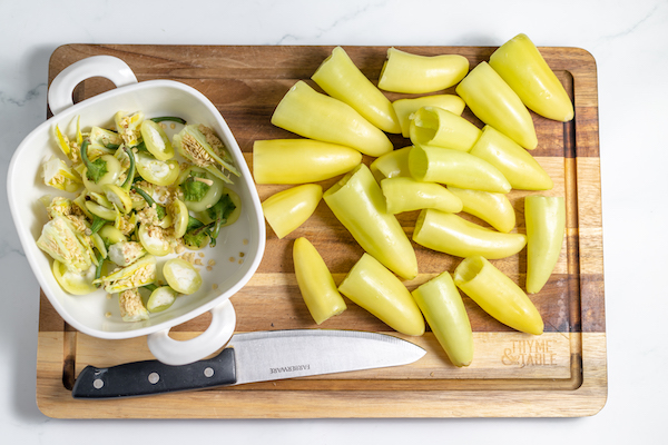 de-stemming and deseeding banana peppers
