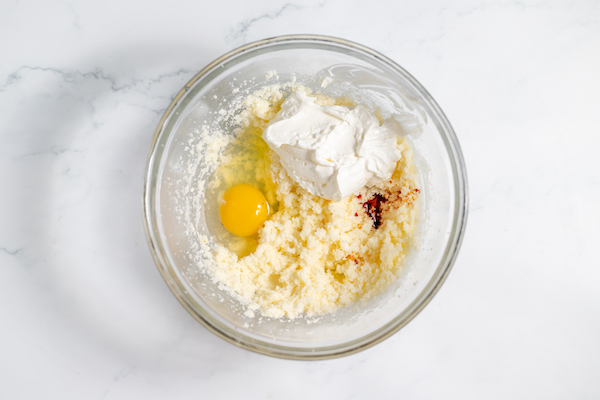 butter and sour cream mixture